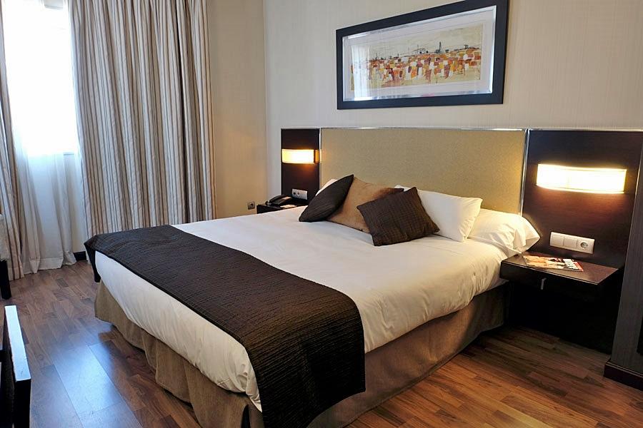 Hotel Asset Torrejon Torrejón de Ardoz Dış mekan fotoğraf
